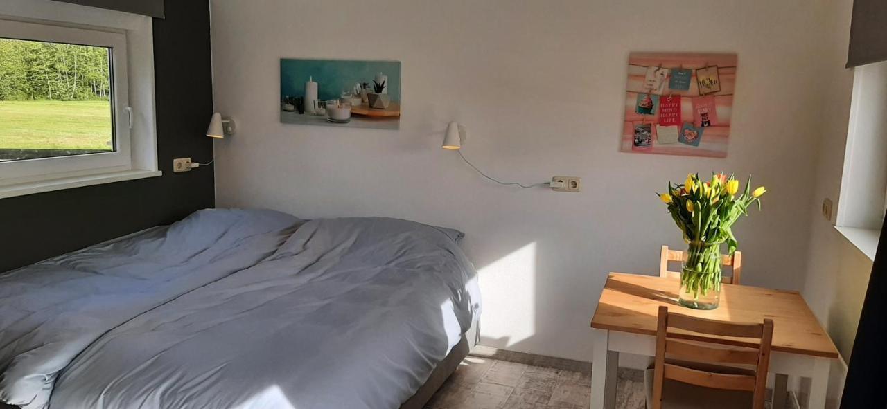 Bed and Breakfast 'T Butefjild Broeksterwald Екстер'єр фото